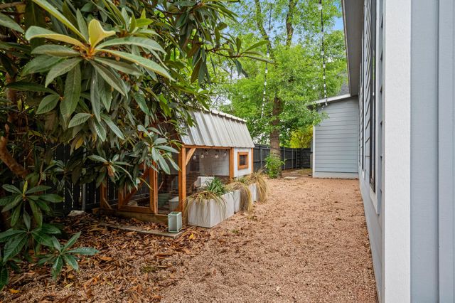 123 Havana ST, Austin, TX 78704