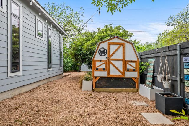 123 Havana ST, Austin, TX 78704