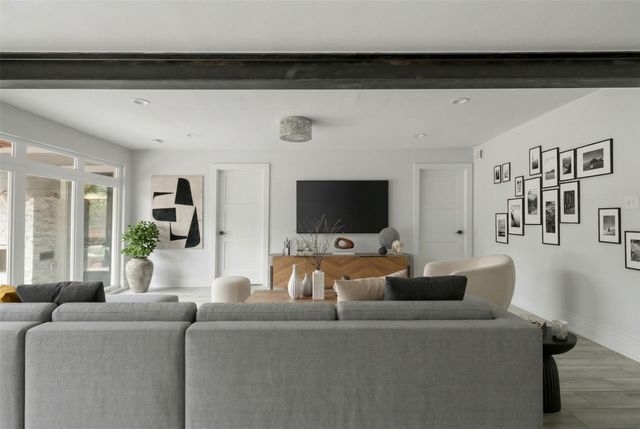 123 Havana ST, Austin, TX 78704