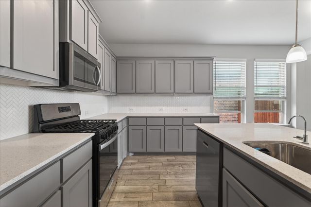 1132 Kirkham Way, Fort Worth, TX 76247