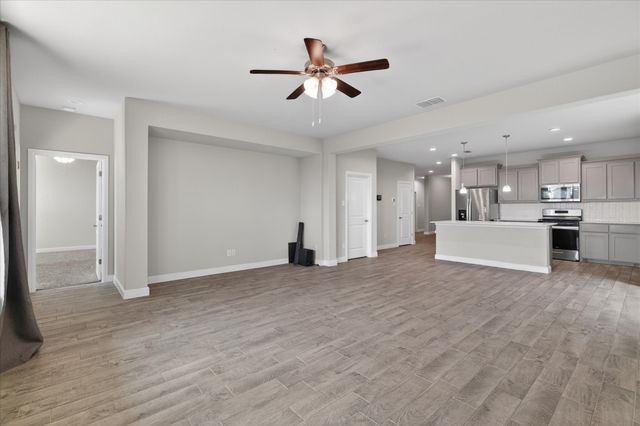 1132 Kirkham Way, Fort Worth, TX 76247