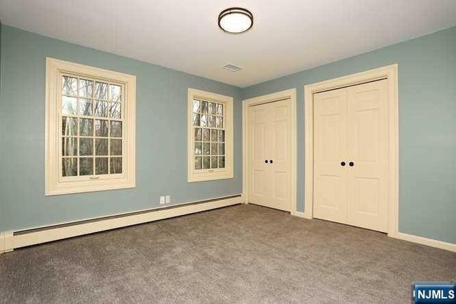 44 W Hill Road, Woodcliff Lake, NJ 07677
