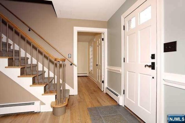 44 W Hill Road, Woodcliff Lake, NJ 07677