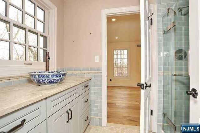 44 W Hill Road, Woodcliff Lake, NJ 07677