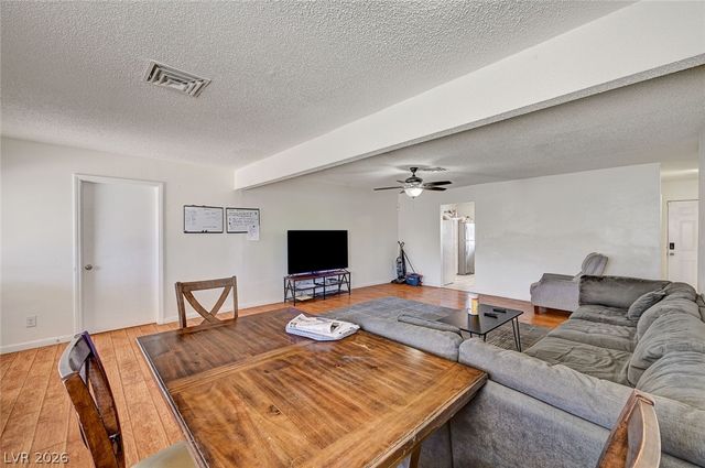 4511 Alpine Place, Las Vegas, NV 89107