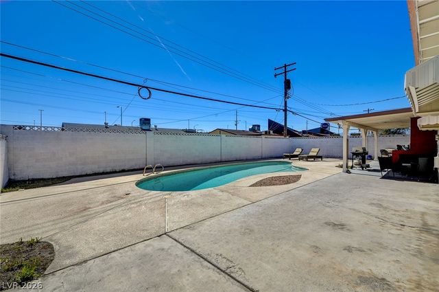 4511 Alpine Place, Las Vegas, NV 89107