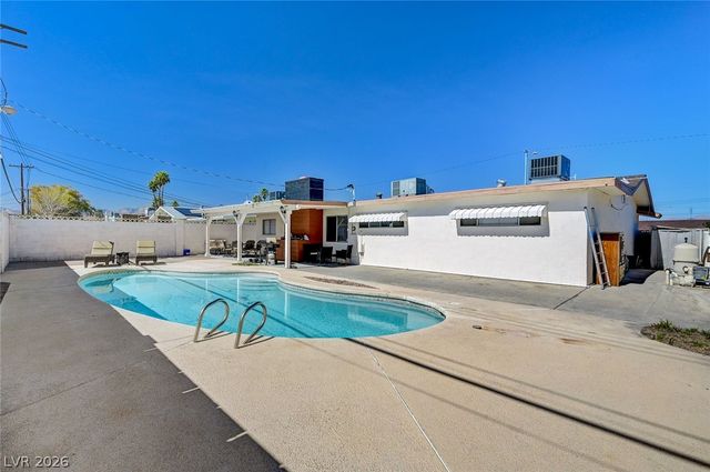 4511 Alpine Place, Las Vegas, NV 89107