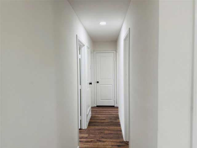 740 Bimebella Lane, Dallas, TX 75211