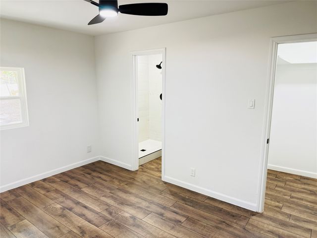 740 Bimebella Lane, Dallas, TX 75211