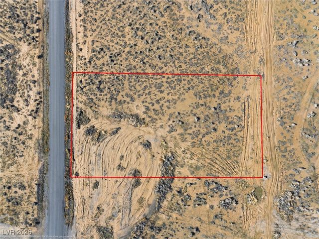 2950 East Deacon Street, Pahrump, NV 89048