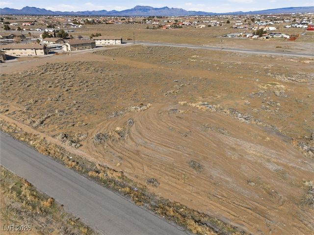 2950 East Deacon Street, Pahrump, NV 89048