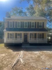 2843 Sand Hills Dr, Chester, VA 23831