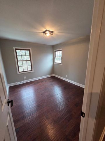 2608 W Hyacinth COURT, Mequon, WI 53092