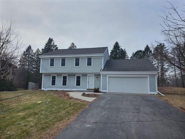 2608 W Hyacinth COURT, Mequon, WI 53092