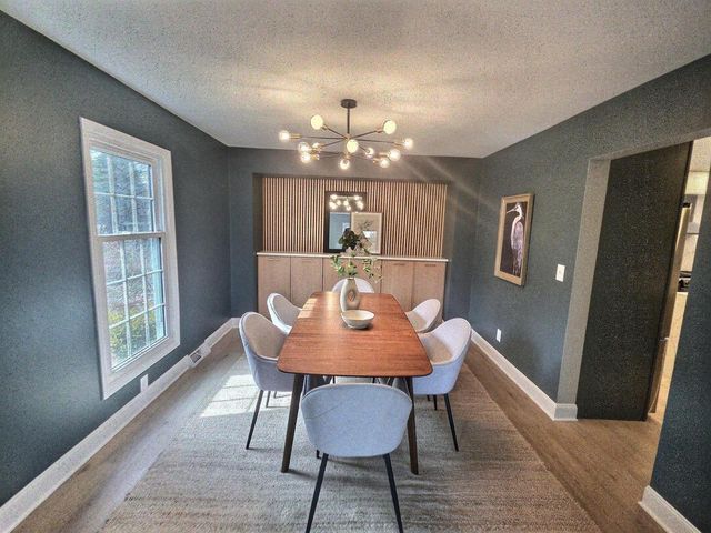 2608 W Hyacinth COURT, Mequon, WI 53092