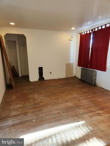 367 MARLTON AVE, Camden, NJ 08105