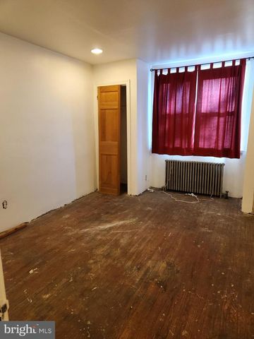 367 MARLTON AVE, Camden, NJ 08105