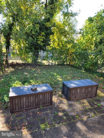 367 MARLTON AVE, Camden, NJ 08105