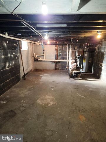 367 MARLTON AVE, Camden, NJ 08105