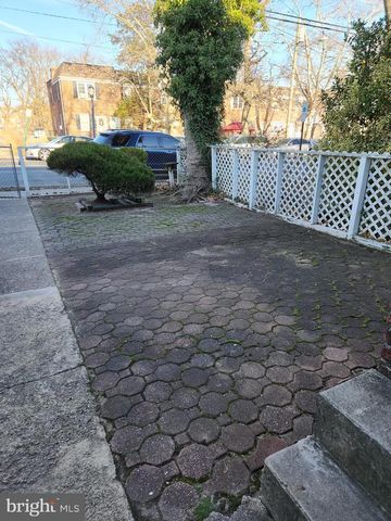 367 MARLTON AVE, Camden, NJ 08105