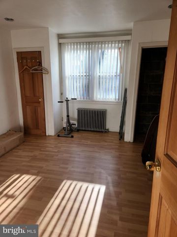 367 MARLTON AVE, Camden, NJ 08105