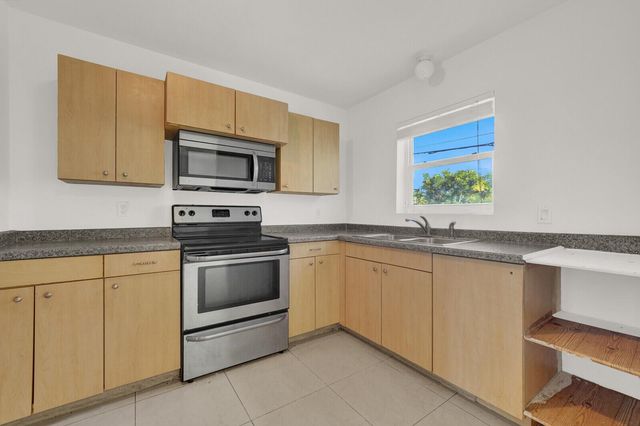 3360 Florida Boulevard, Palm Beach Gardens, FL 33410