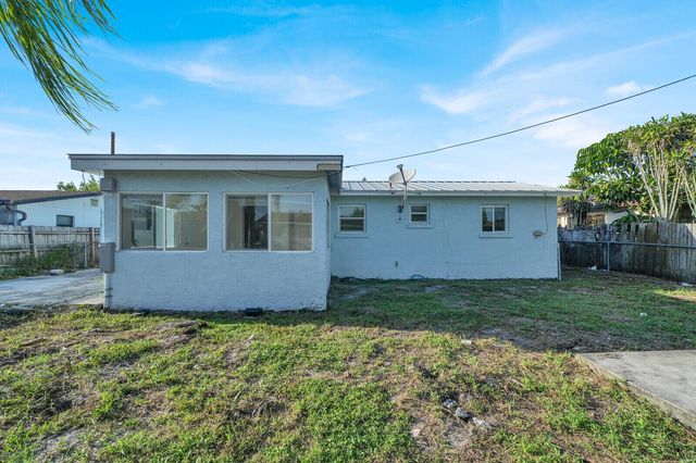 3360 Florida Boulevard, Palm Beach Gardens, FL 33410