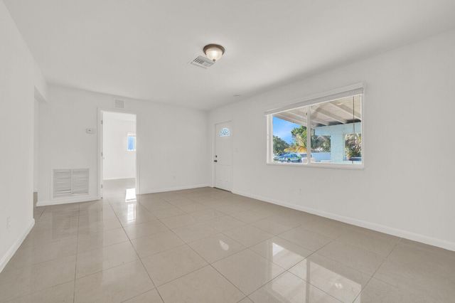 3360 Florida Boulevard, Palm Beach Gardens, FL 33410