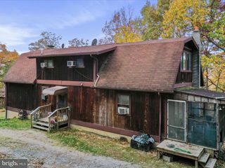 831 STEPHENS LN, Fort Valley, VA 22652