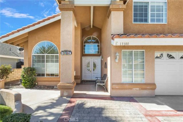 13880 Driftwood Drive, Victorville, CA 92395