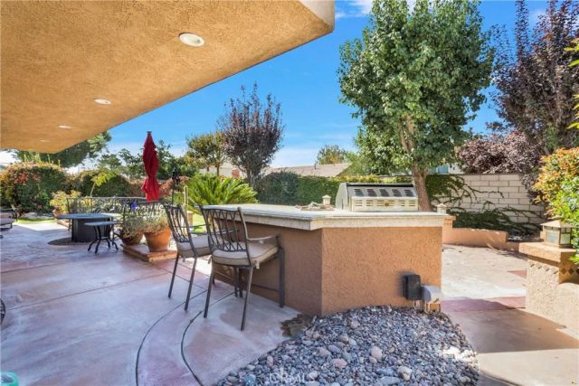 13880 Driftwood Drive, Victorville, CA 92395