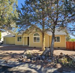 2518 SW 33rd Court, Redmond, OR 97756