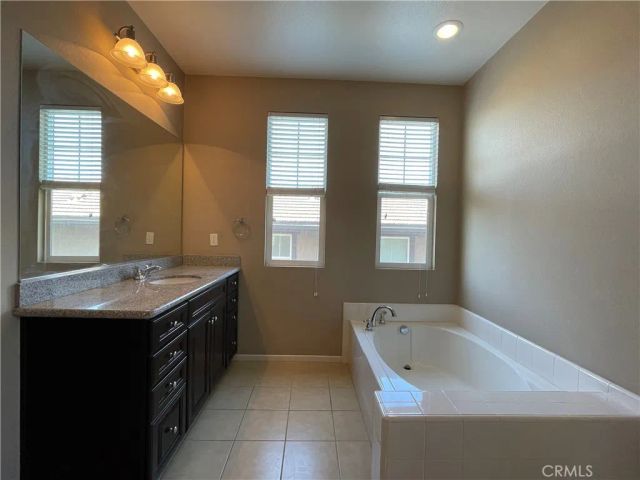 159 Fieldwood, Irvine, CA 92618