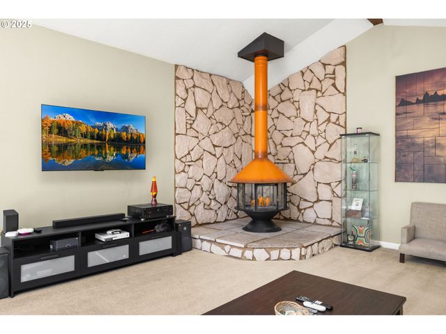 18665 Sw Honeywood Dr, Beaverton, OR 97003