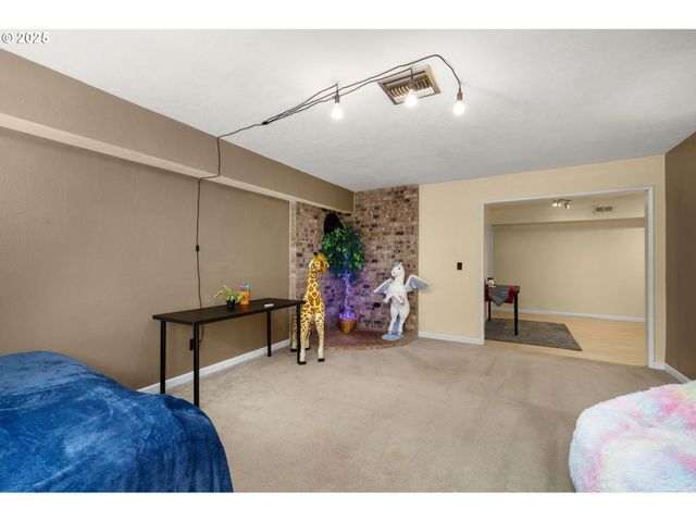 18665 Sw Honeywood Dr, Beaverton, OR 97003