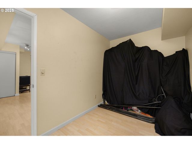 18665 Sw Honeywood Dr, Beaverton, OR 97003