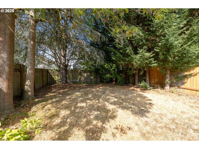 18665 Sw Honeywood Dr, Beaverton, OR 97003