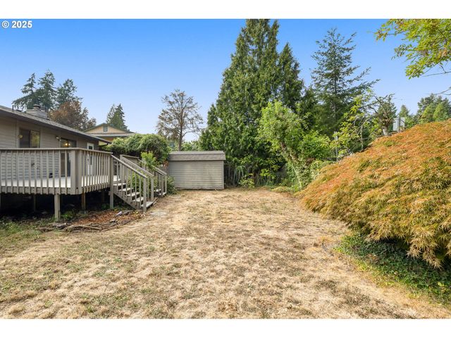 18665 Sw Honeywood Dr, Beaverton, OR 97003