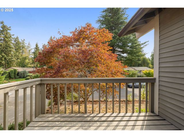 18665 Sw Honeywood Dr, Beaverton, OR 97003