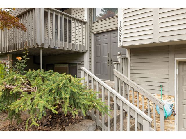 18665 Sw Honeywood Dr, Beaverton, OR 97003