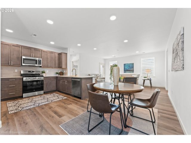 2468 Morrow Ct Nw, Salem, OR 97304