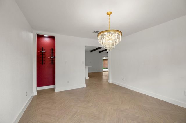 8202 Glencrest Street, Houston, TX 77061