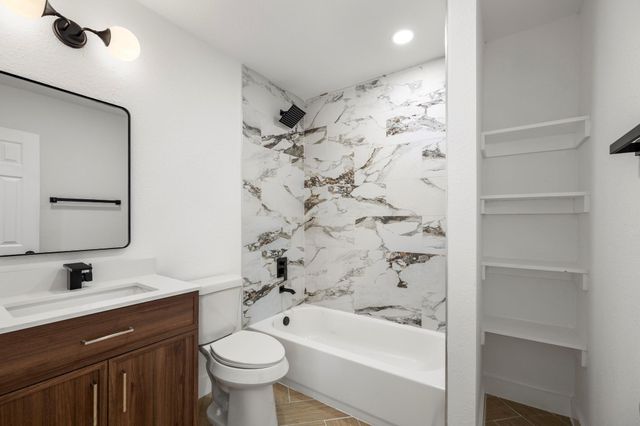 8202 Glencrest Street, Houston, TX 77061