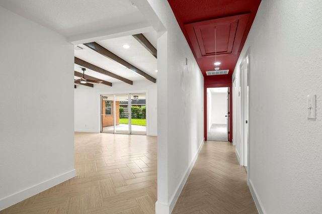 8202 Glencrest Street, Houston, TX 77061