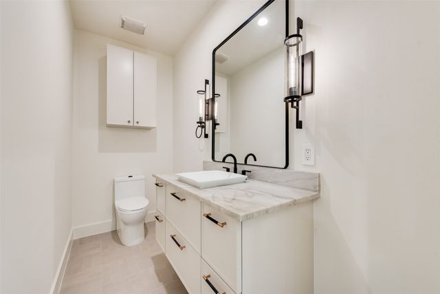 6411 Royal Lane, Dallas, TX 75230