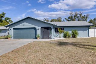 214 LORRAINE AVENUE, Venice, FL 34293