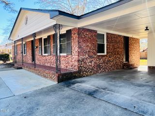 318 S Mcpherson Church Road, Fayetteville, NC 28303
