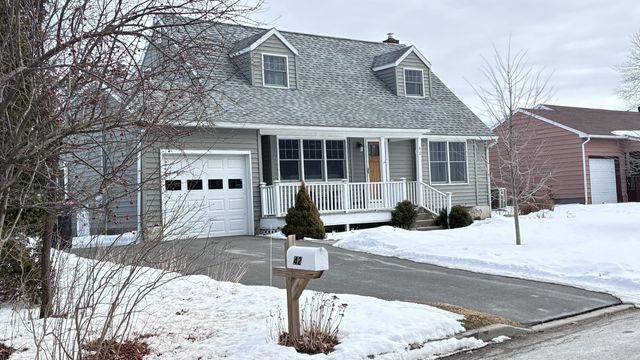 42 Lakeshore Drive, Plattsburgh, NY 12901