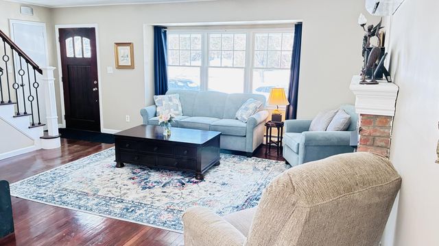 42 Lakeshore Drive, Plattsburgh, NY 12901