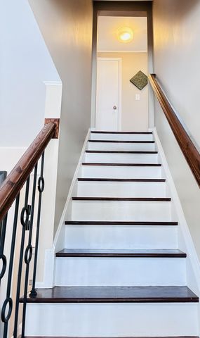 42 Lakeshore Drive, Plattsburgh, NY 12901